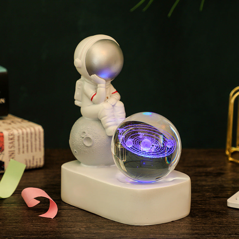 Astronaut Dream Lamp™ – 3D Crystal Ball LED Night Light