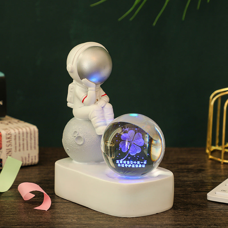 Astronaut Dream Lamp™ – 3D Crystal Ball LED Night Light